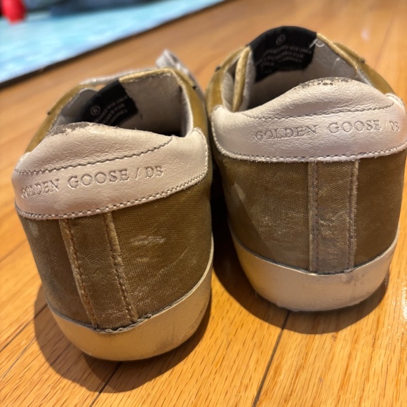 Golden Goose Sneakers - Picture 5 of 5